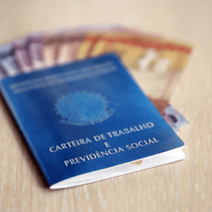 Emprego formal no Brasil.