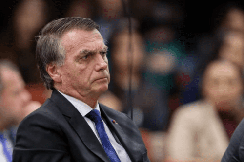 Arma apreendida com Bolsonaro.