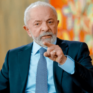 Foto do presidente do Brasil Luiz Inácio Lula da Silva.