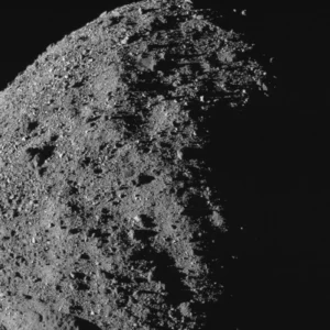 Entre todos os asteroides monitorados, Bennu é o que concentra a maior probabilidade de impacto com a Terra ao longo dos próximos 150 anos.