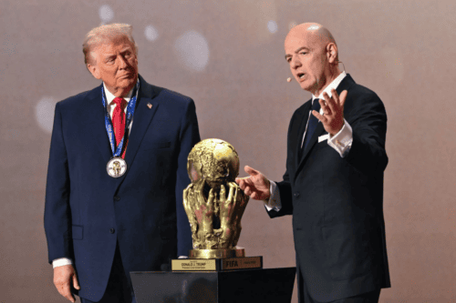 Donald Trump e Gianni Infantino.